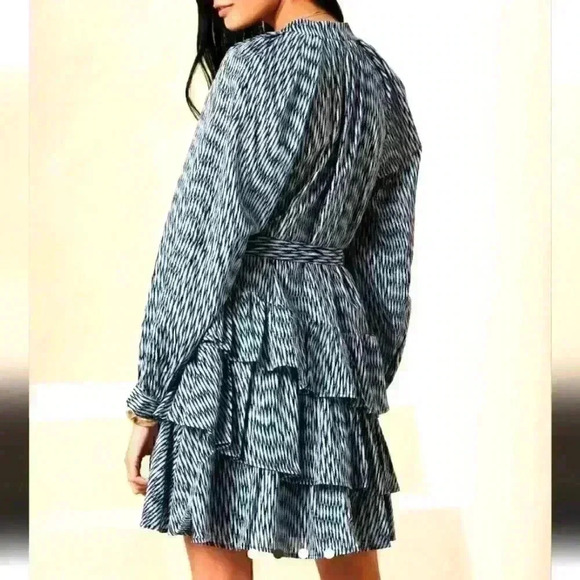 Banana Republic Tier Dress - Picture 4 of 9